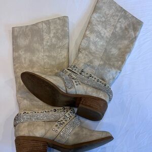 Studded Cream Women's Boots